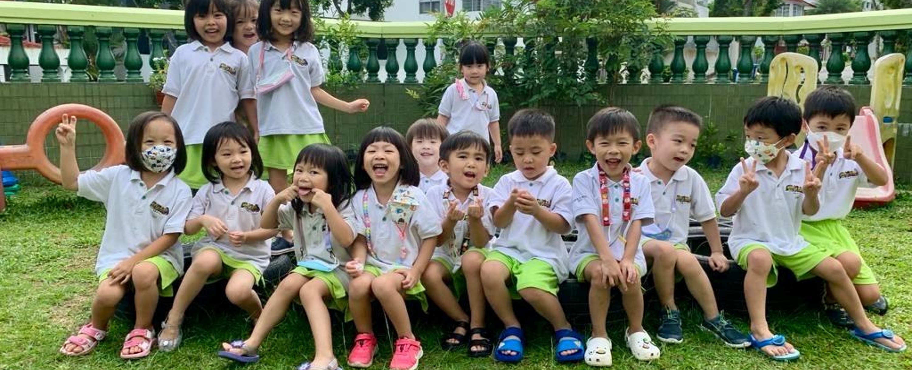 children gardening in school